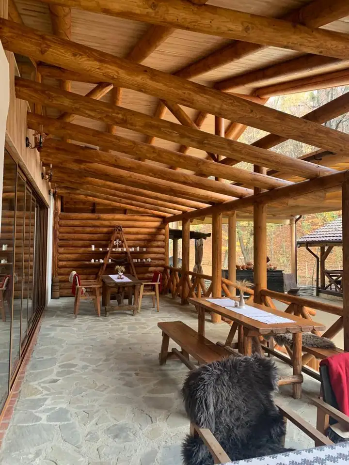 Proiect din lemn realizat de echipa DG WoodenHouse, imaginea 6