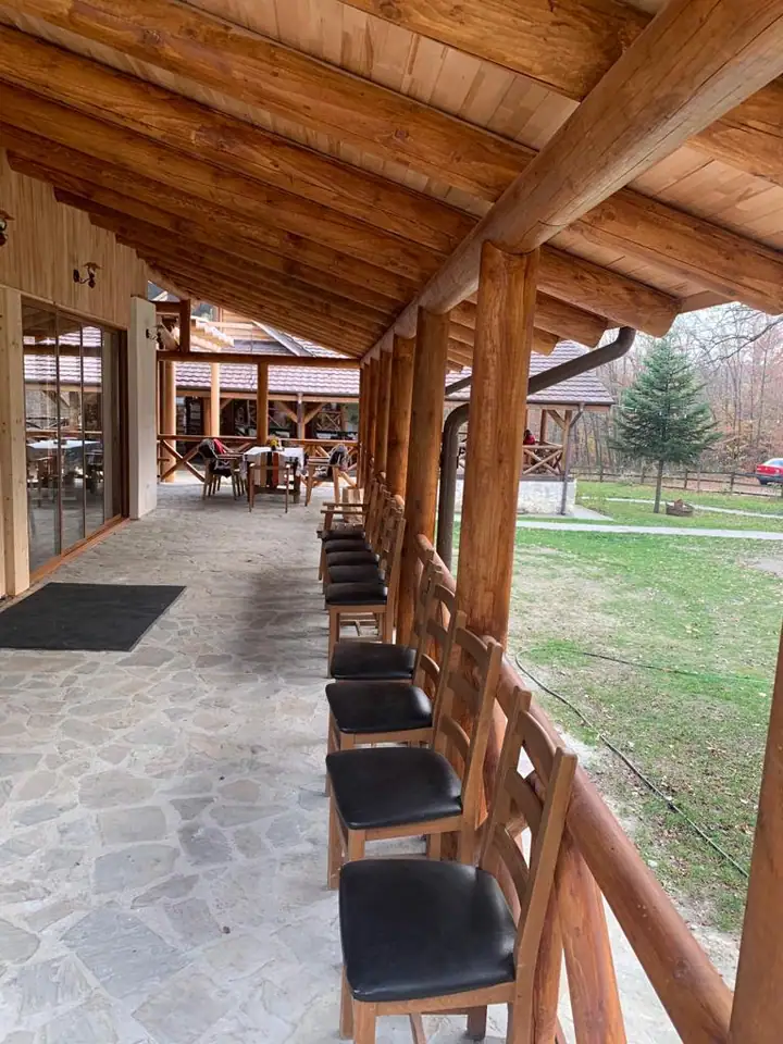 Proiect din lemn realizat de echipa DG WoodenHouse, imaginea 7