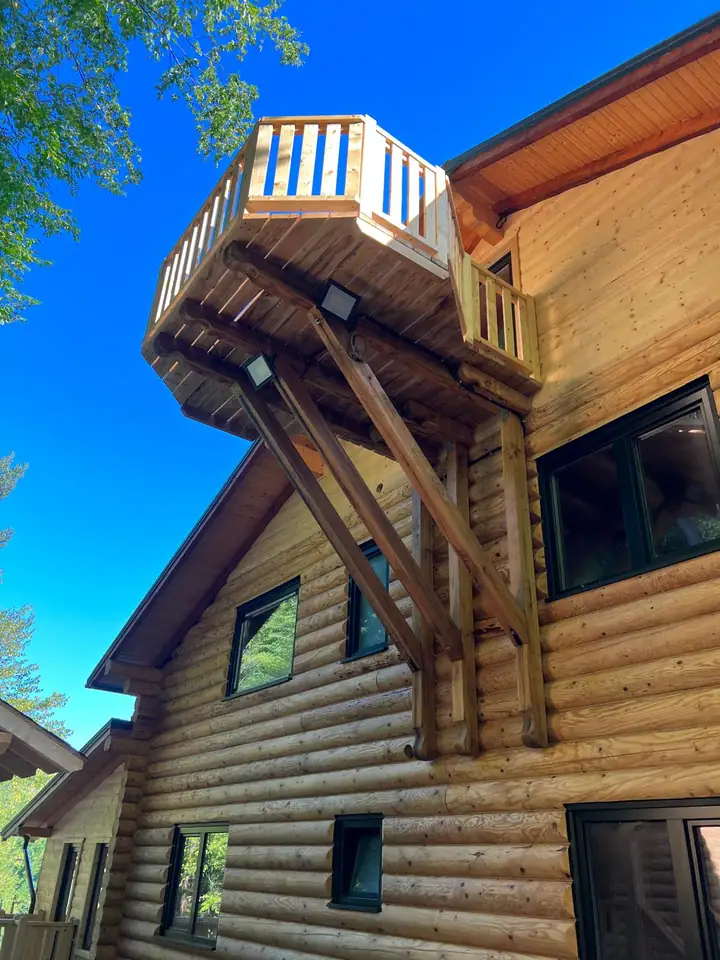 Proiect din lemn realizat de echipa DG WoodenHouse, imaginea 9