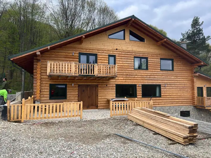 Proiect din lemn realizat de echipa DG WoodenHouse, imaginea 45